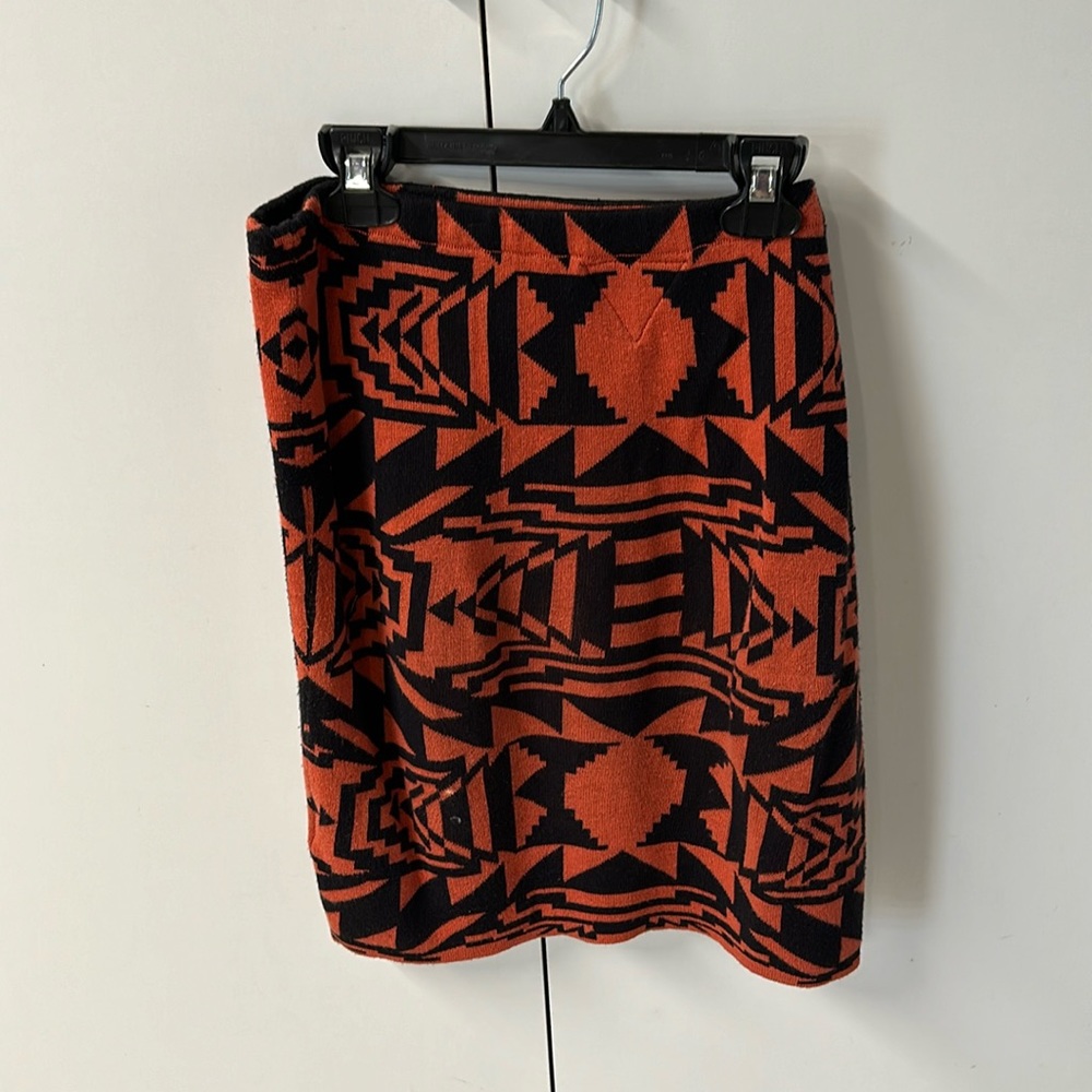 Patterned sweater skirt